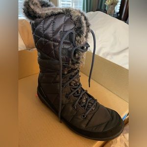 Columbia snow boots